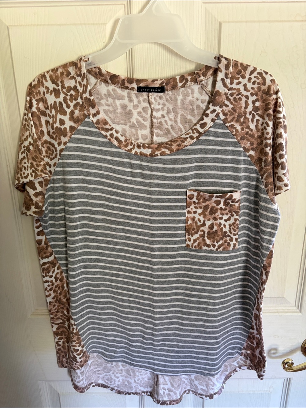 Sweet Claire Leopard Print T-shirt,